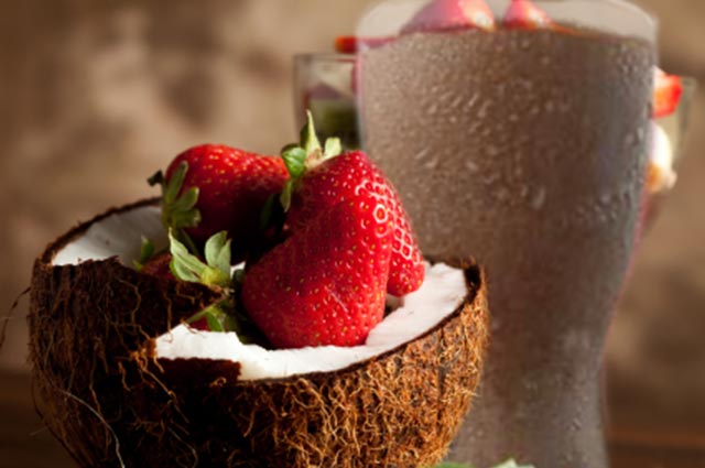 Berry Coconut Cream Shake